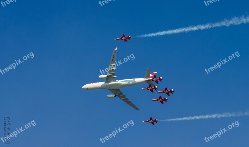 Passenger Aircraft Fighter Jet Flugshow Swiss Airline Patrol Suisse