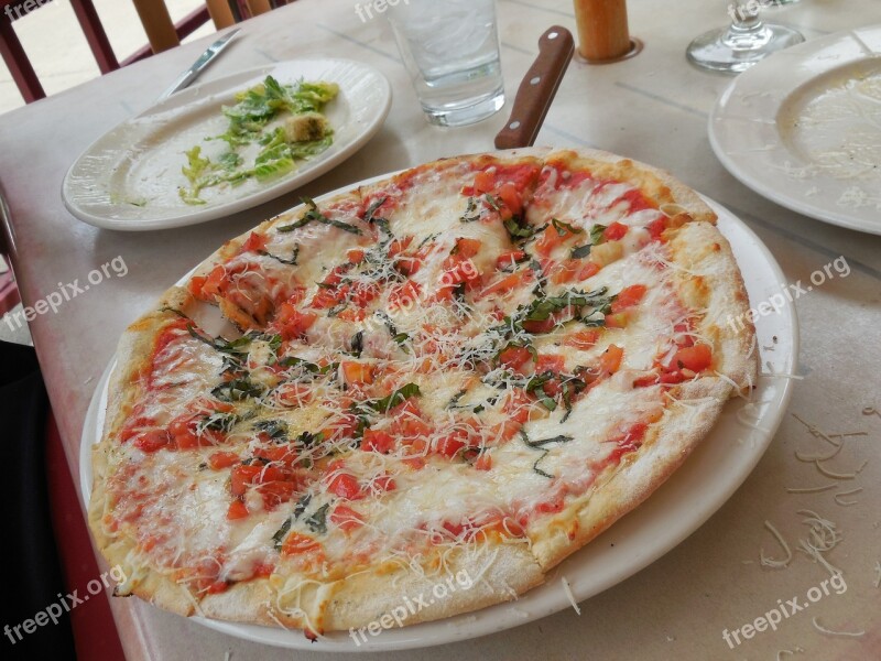 Pizza Margarite Cafe Lunch Tomato Sauce