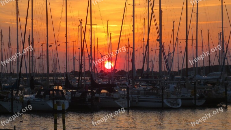 Sailing Boats Port Fehmarn Castle Depth Sunset