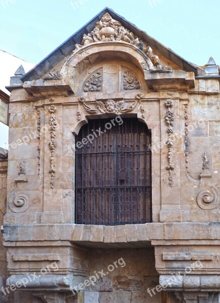 Monument Stone Wooden Gate Salamanca Free Photos