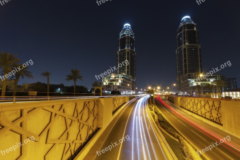 The Pearl Doha Qatar Roads Lights