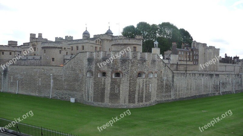 Tower Of London Tower London Moat Architecture