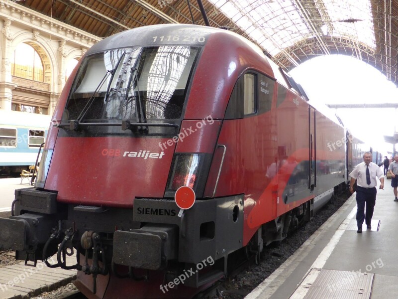 Railjet Locomotive Budapest Free Photos