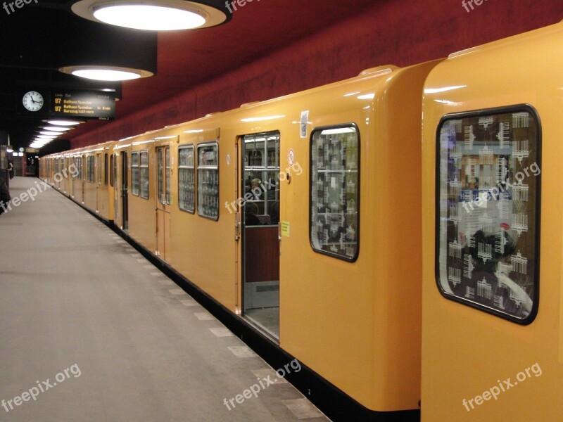 Berlin Metro Train Capital Drive