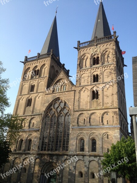 Church Dom Xanten Germany Architecture