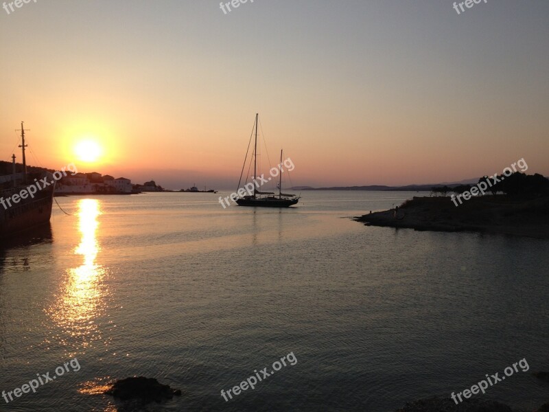 Boat Sunset Sun Night Harbor