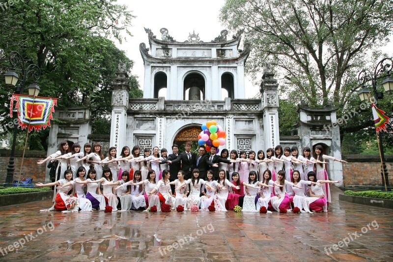 Students Graduates Group People Asia