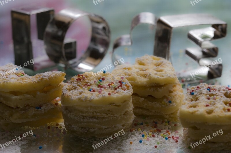 Love Letters Cookie Cutter Form Metal