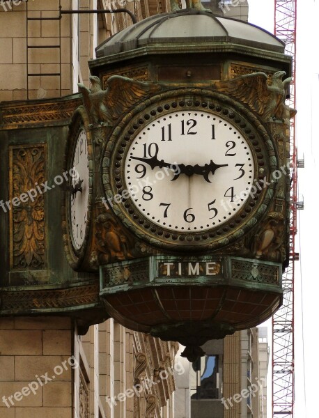 Clock Clock Shield Clock Tips Wall Clock Time