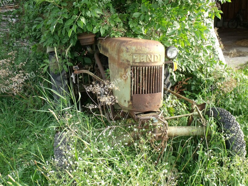 Tractor Old Tractor Nature Vehicle Metal