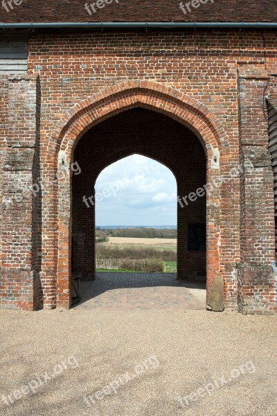 Sissinghurst Castle Barn Arcade Arched Openings Tudor Barn