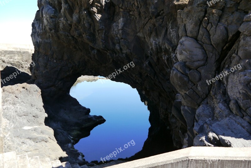 Cliff Madeira Water Mirroring Seixal