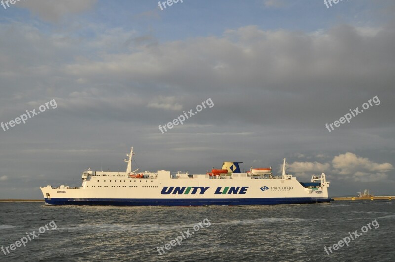 Ship Ferry Sea Cruise Cruise Ship