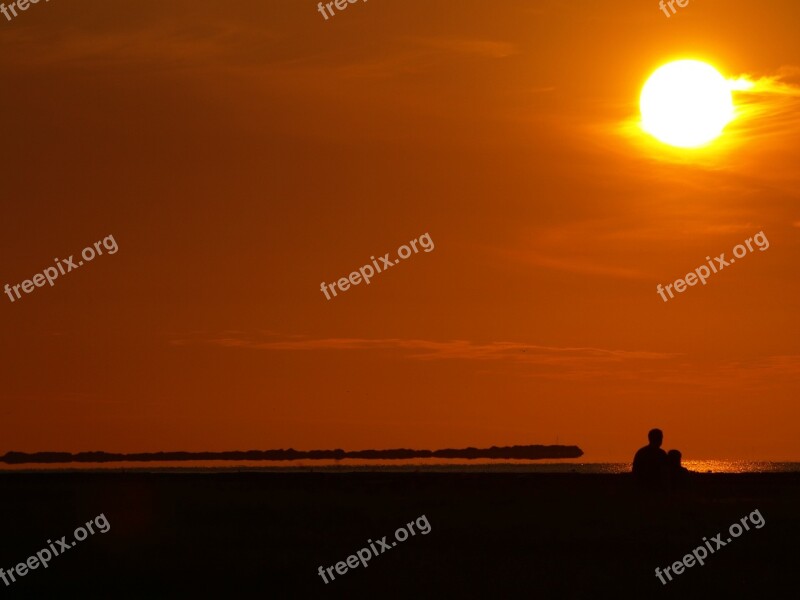 Sunset Couple Romantic Dike Evening Sky