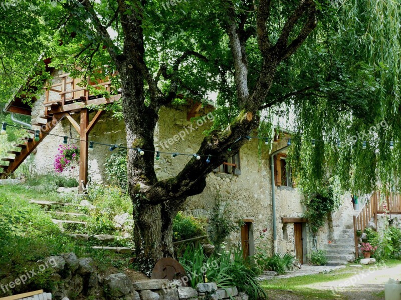 House Hostel Mountain Shading Promenade