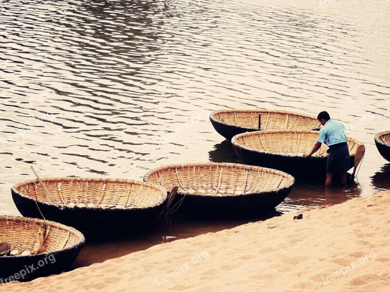 Boats India Rural Simple Baskets