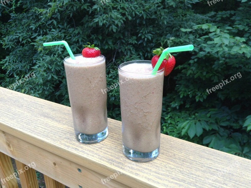 Chocolate Peanut Butter Juice Smoothie