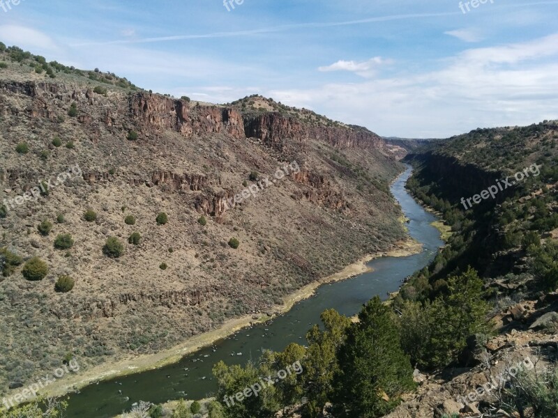 Rio Grande Winding Valley Gorge New Mexico