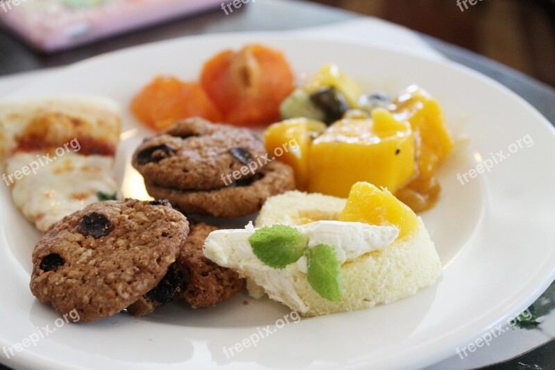 Confectionery Dessert Cake Fruit Plate