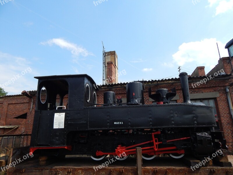 Narrow-gauge Railway Train Wagons Locomotive Rails