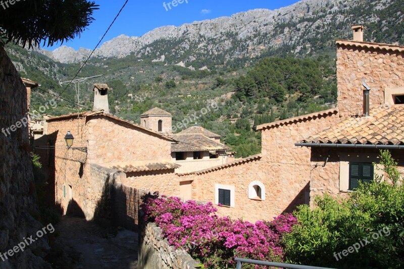 Mallorca Village South Village View Architecture