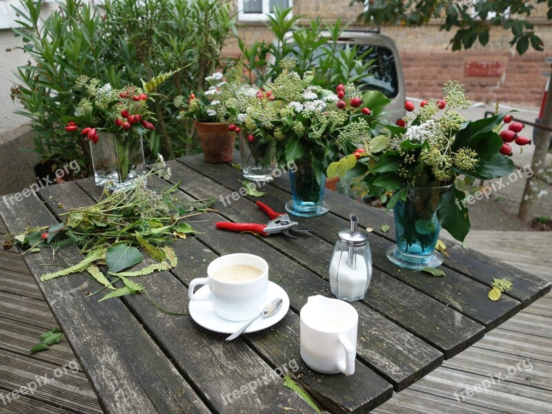 Florist Flowers Binder Break Flowers Table