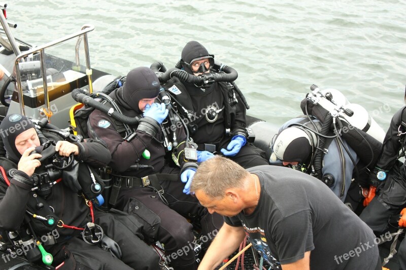 Diver Divers Hobby Water Dive