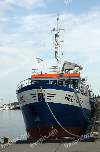 Cutter Ship Cruises Sail Boat Didn't Fishing