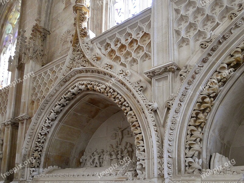 Monastery Of St Jerome Portugal Interior Of The Church Cavity Grave Tombs