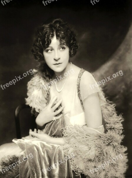 Fanny Brice Model Comedian Singer Theater