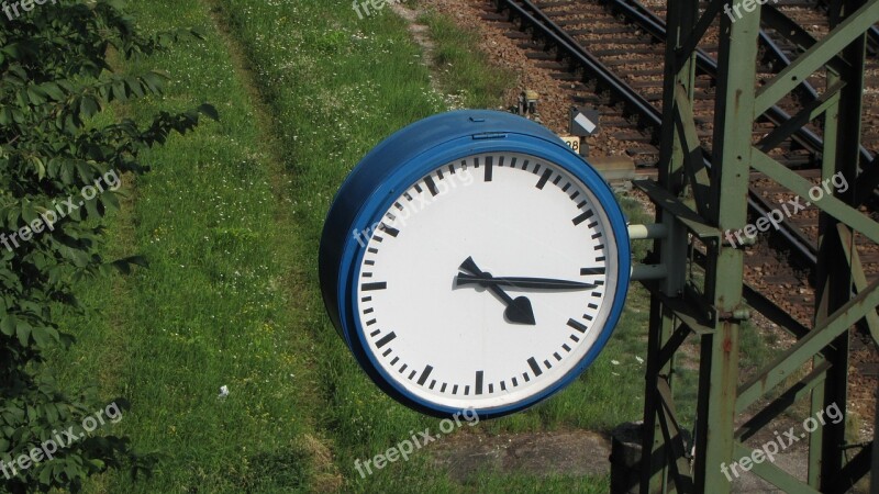 Clock Railway Railway Station Station Clock Time Indicating