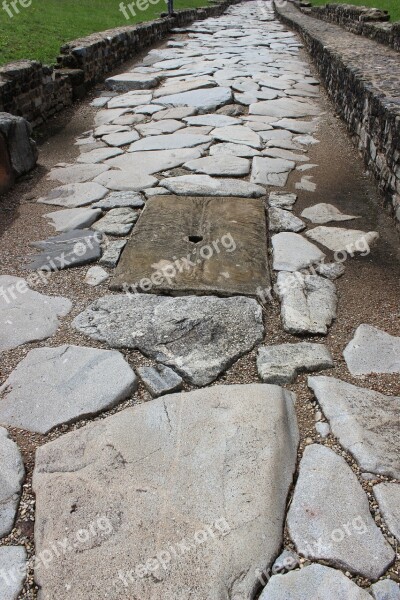 Antique Rome Pavers Sewer Roadway