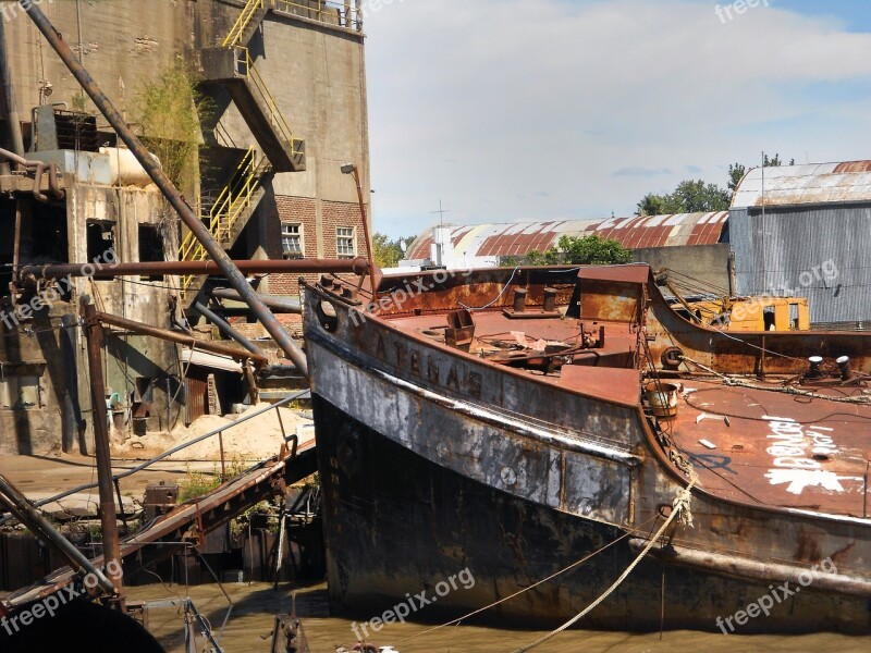 Boat Abandonment Old Oxide Abandoned