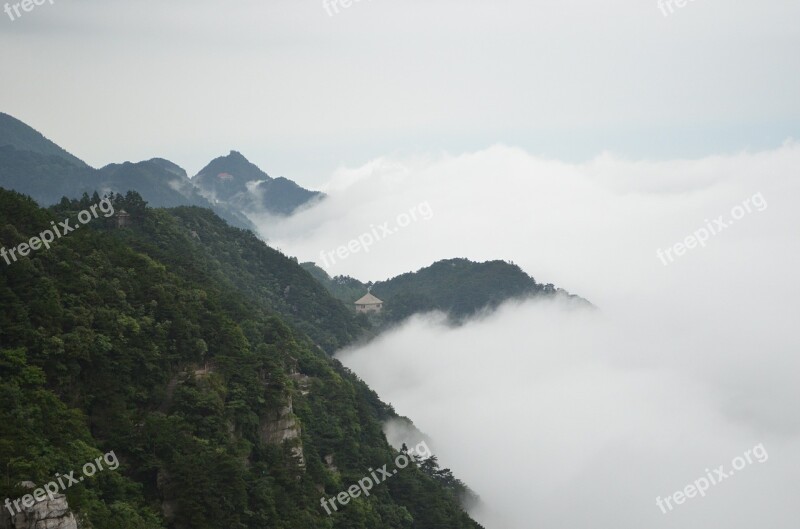 Lushan The Rich Brocade Valley Cloud Landscape Ink