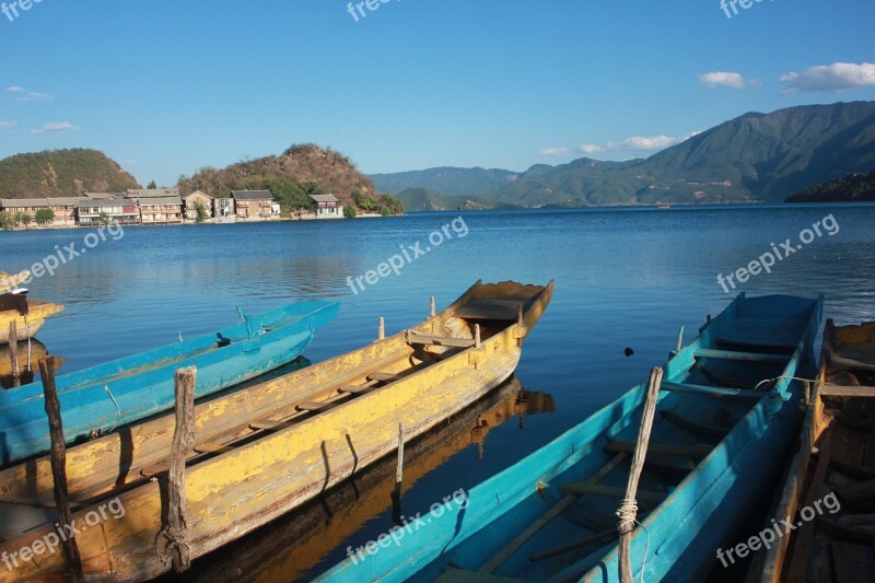 Blue Sky Sky Ship Lijiang Lugu Lake