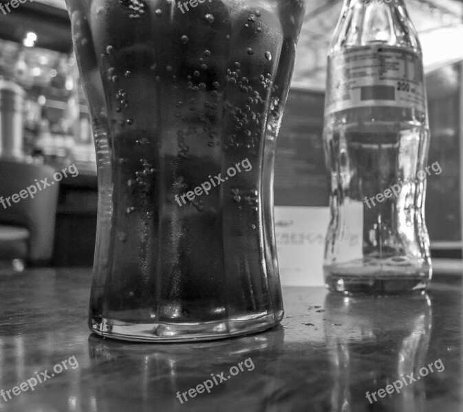 Table I Base Bar Pub Drink