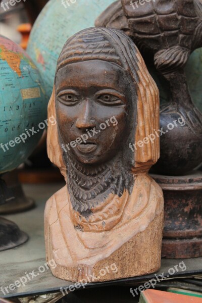 Statue African Tribal Wood Carving