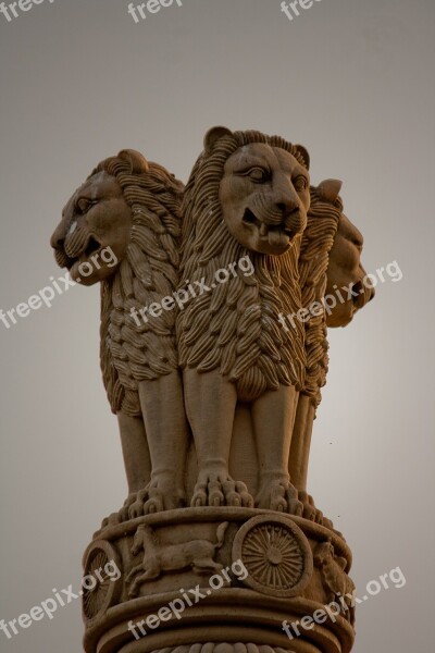 India National Emblem Statue Pillar