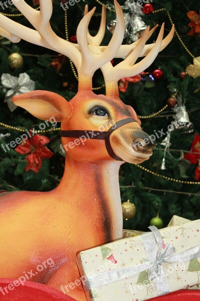 Reindeer Christmas Decoration Tree Gifts