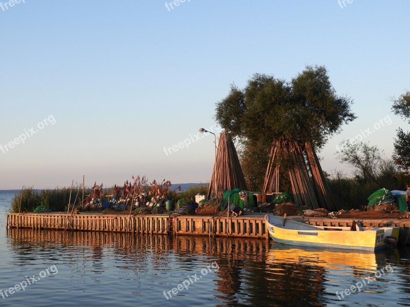 Port Fishing Sands Vistula Lagoon The Fisherman