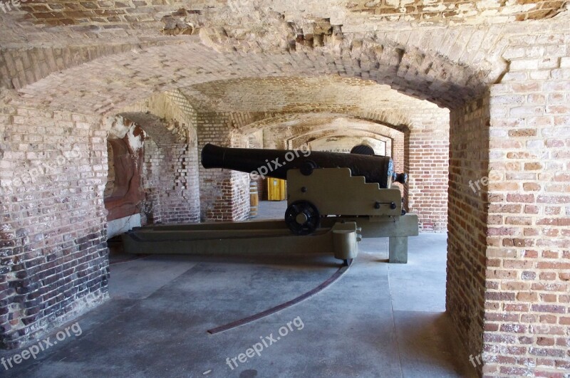 Cannon – 42 Pounder Smoothbore Fort Sumter Casemate Gun