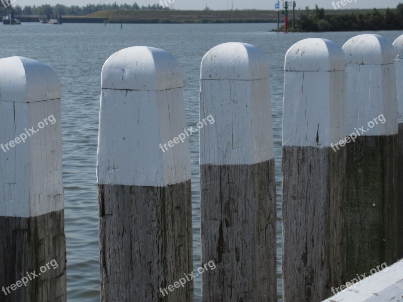 Port Bollards Water Grip Enkhuizen