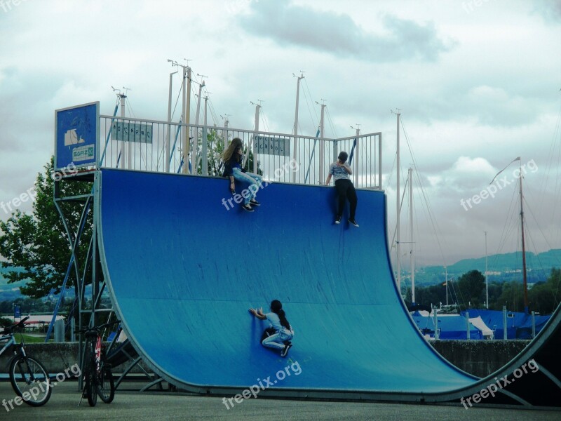 Skateboard Half Pipe Plant Sport Pleasure