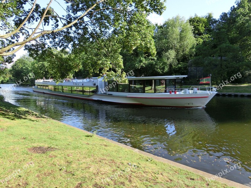 Boat Spree Channel Water Berlin