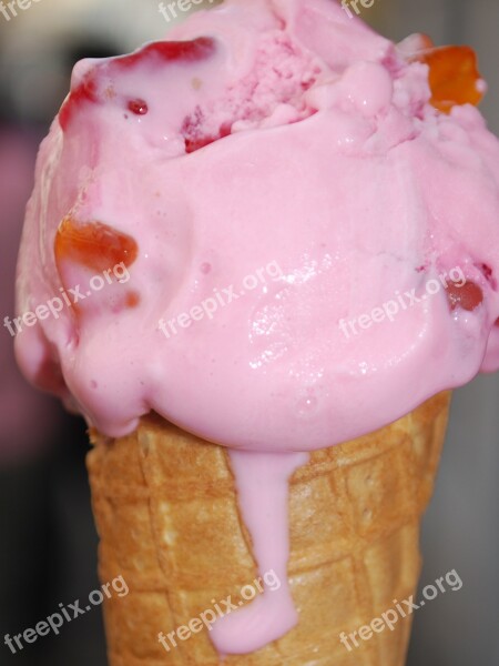 Ice-cream Ice Strawberry Gummy Cone