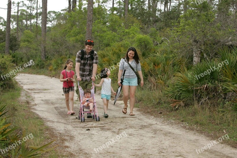 Park Paths Strolling Enjoys Family