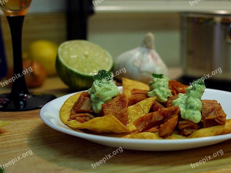 Kitchens Garlic Chips Paltes Limes