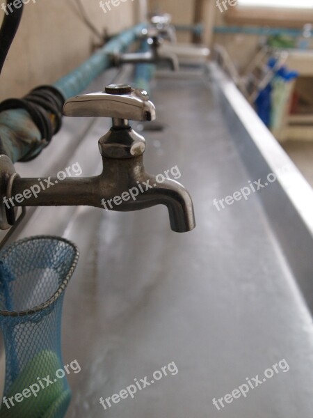 Water Service Faucet Water Hand Washing Sink