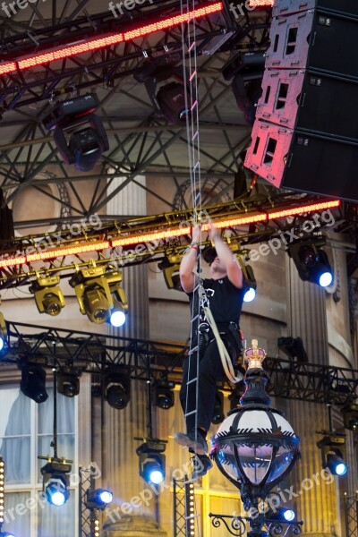 Lighting Rigger Wire Ladder Climbing Stage Lighting Buckingham Palace