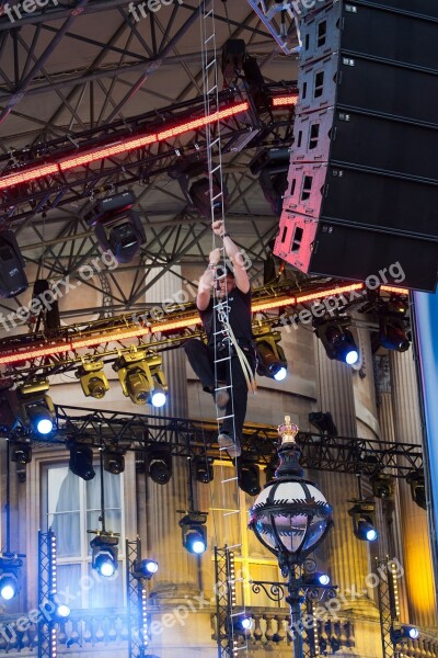 Lighting Rigger Wire Ladder Climbing Stage Lighting Buckingham Palace